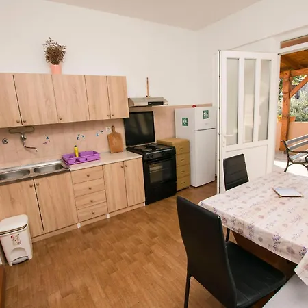 Apartamento Marin Tkon