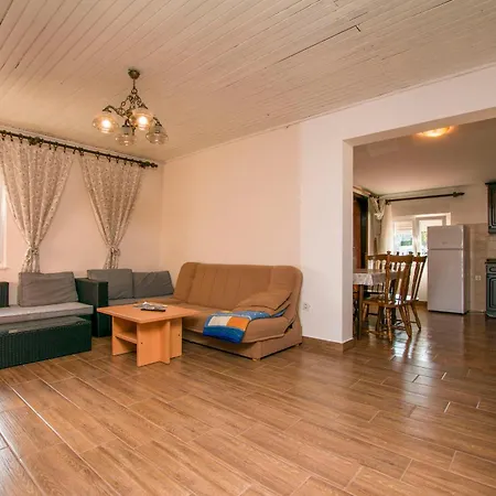 Apartment Marin