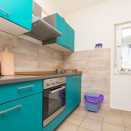 Apartment Marin *