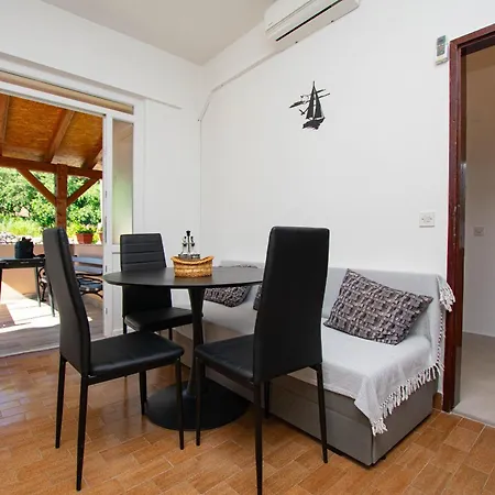 Marin Apartment