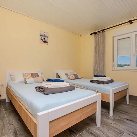 Marin Apartment Tkon