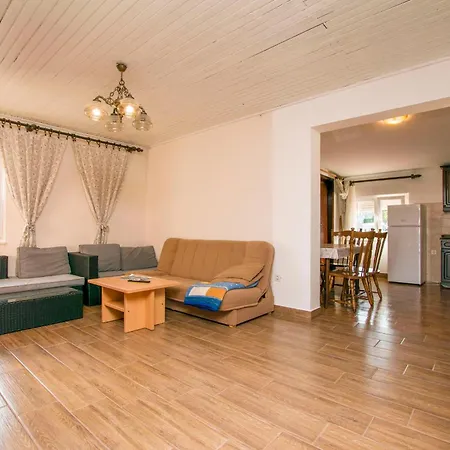 Marin Apartman