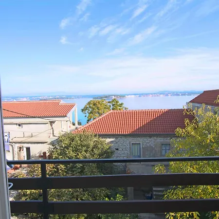 Marin Apartman Tkon